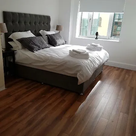 42 Adelaide Square Apartamento *